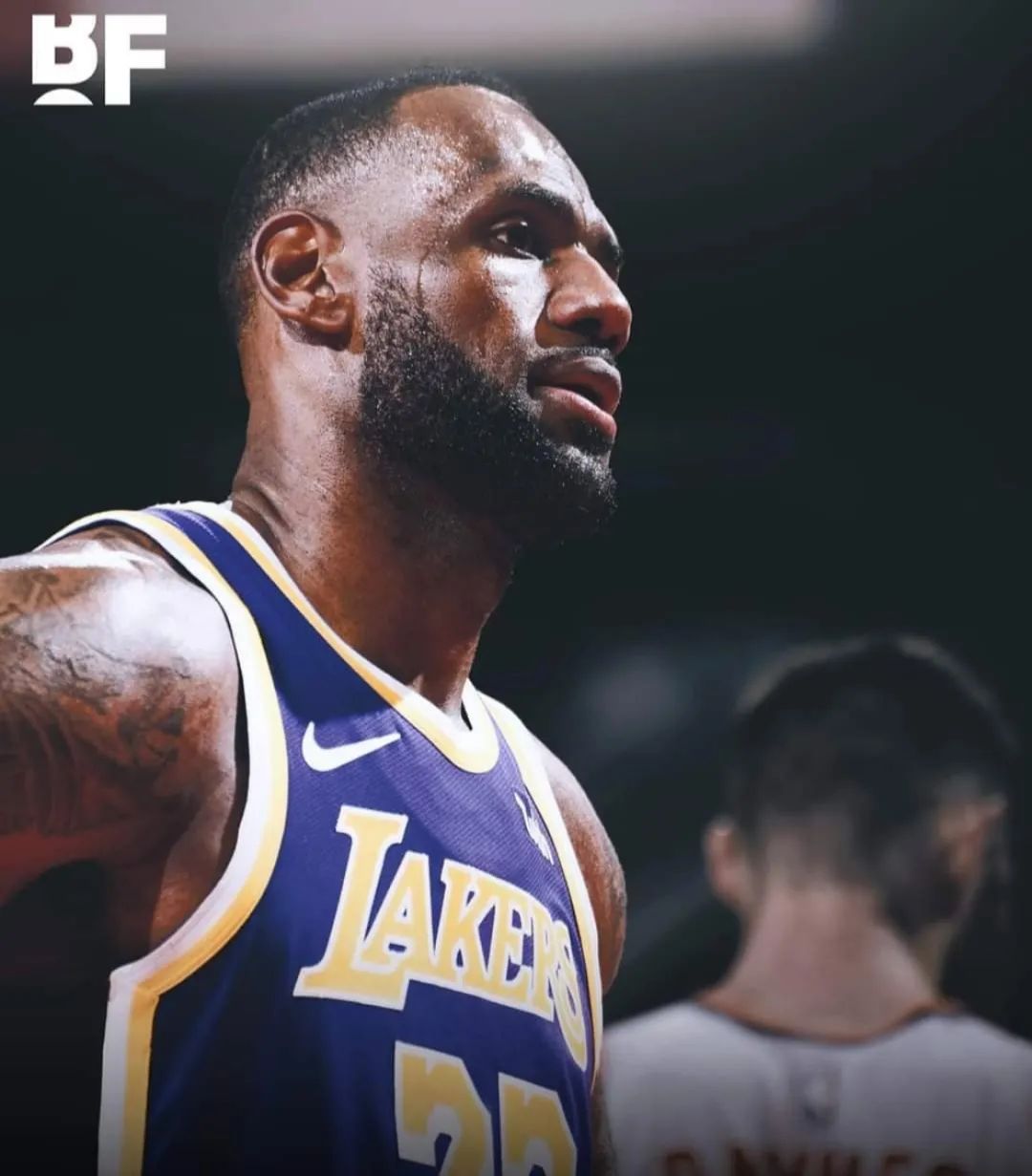 詹姆斯因脚踝伤势将休战4-6周,詹姆斯脚踝受伤动态图