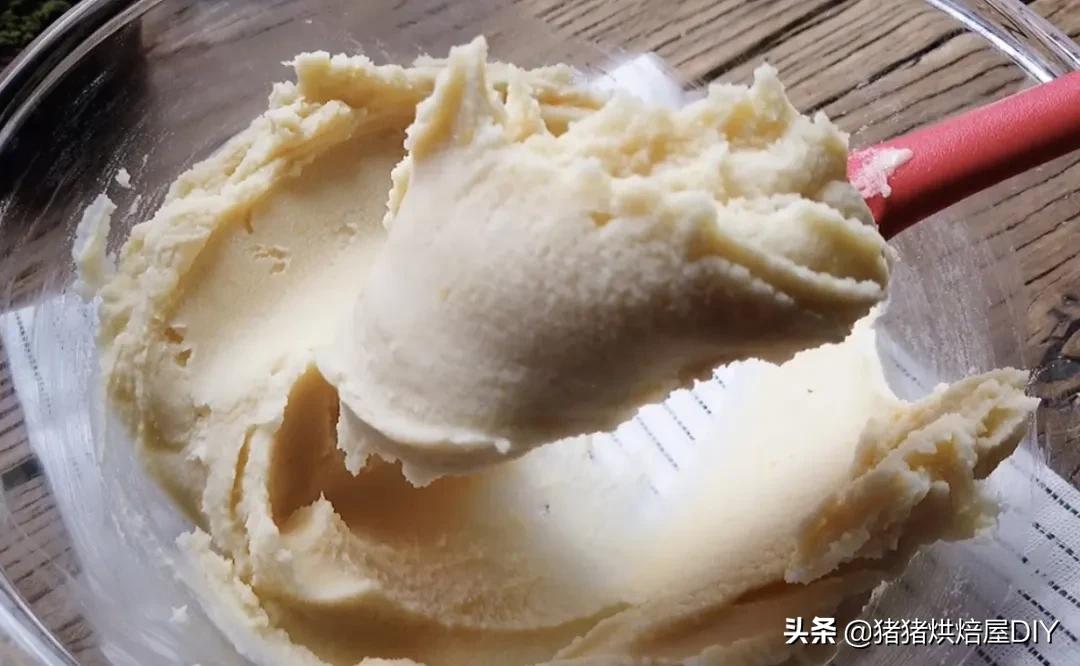 给妈妈送什么礼物最好康乃馨,康乃馨母亲节礼物多少朵