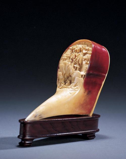 我的爱好之一是的英语,我的爱好之一是弹钢琴用英语怎么说