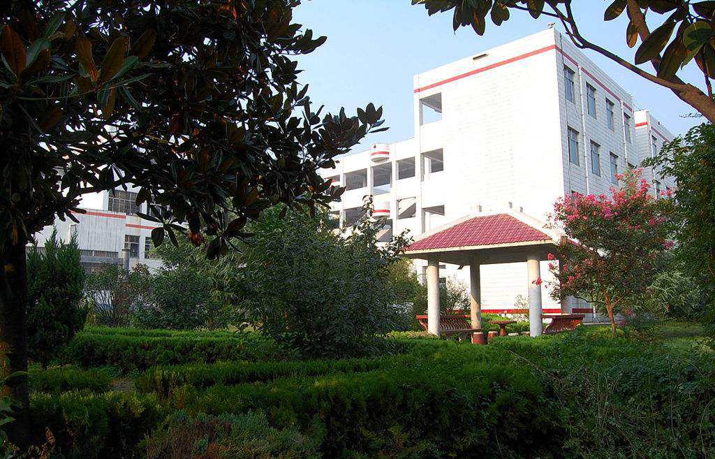 南阳最好的五所高中,河南南阳第二批次中比较好的高中