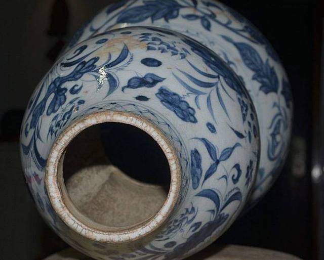 他用10元买个青花瓷，装过牛奶，当过尿壶，105年后卖了4900多万