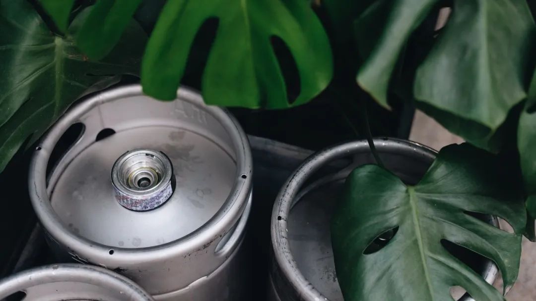 成都街道门面推荐,成都一街道商铺招牌