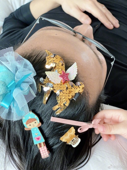 汪峰剪头发章子怡高甜瞬间,汪峰头发卡子