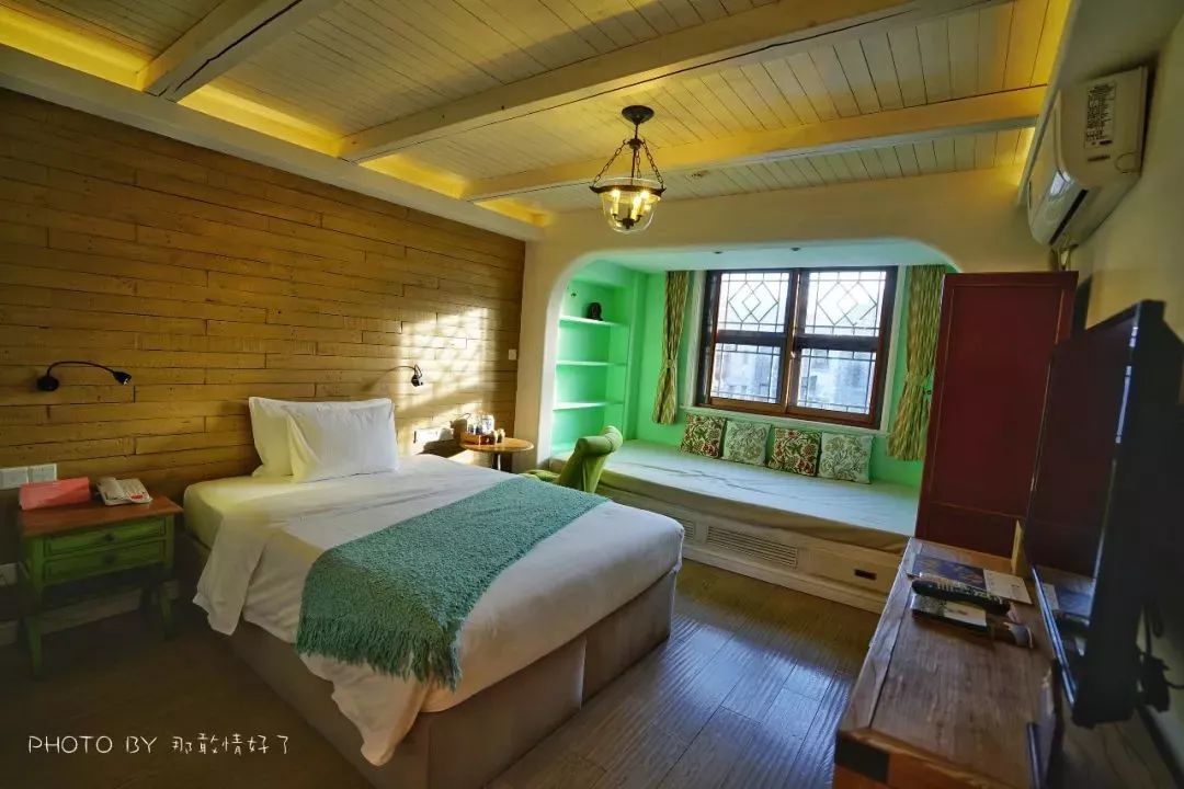 古北水镇可容纳50人团建民宿推荐,古北水镇自由空间精品民宿