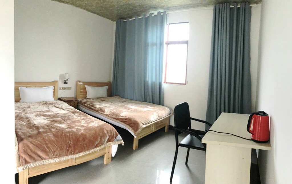 云南昭通大山包黑颈鹤攻略,云南黑颈鹤旅游