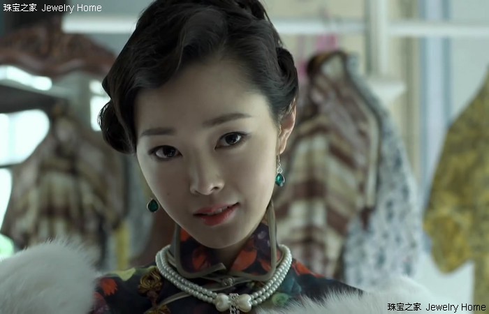 这位演技总能反超女一的配角，如今珠宝品位也耐人寻味