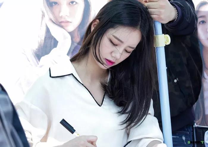 短发大饼脸2022年最流行的发型,大饼脸适合什么发型短发