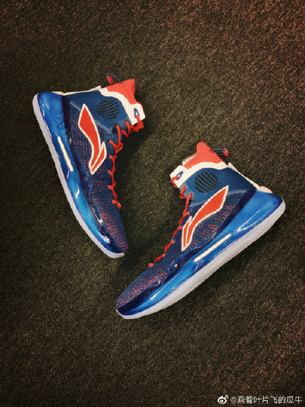 全掌zoom变一半就敢叫新科技的Alphadunk还不如䨻版本的驭帅13