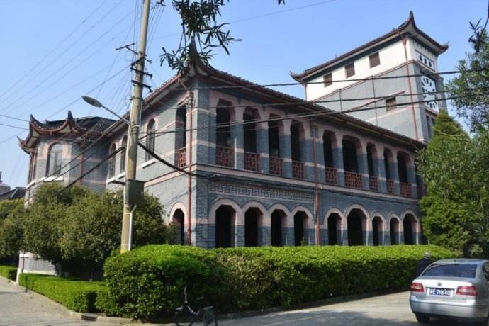 民国时期北大和清华哪个厉害,民国有哪些大学