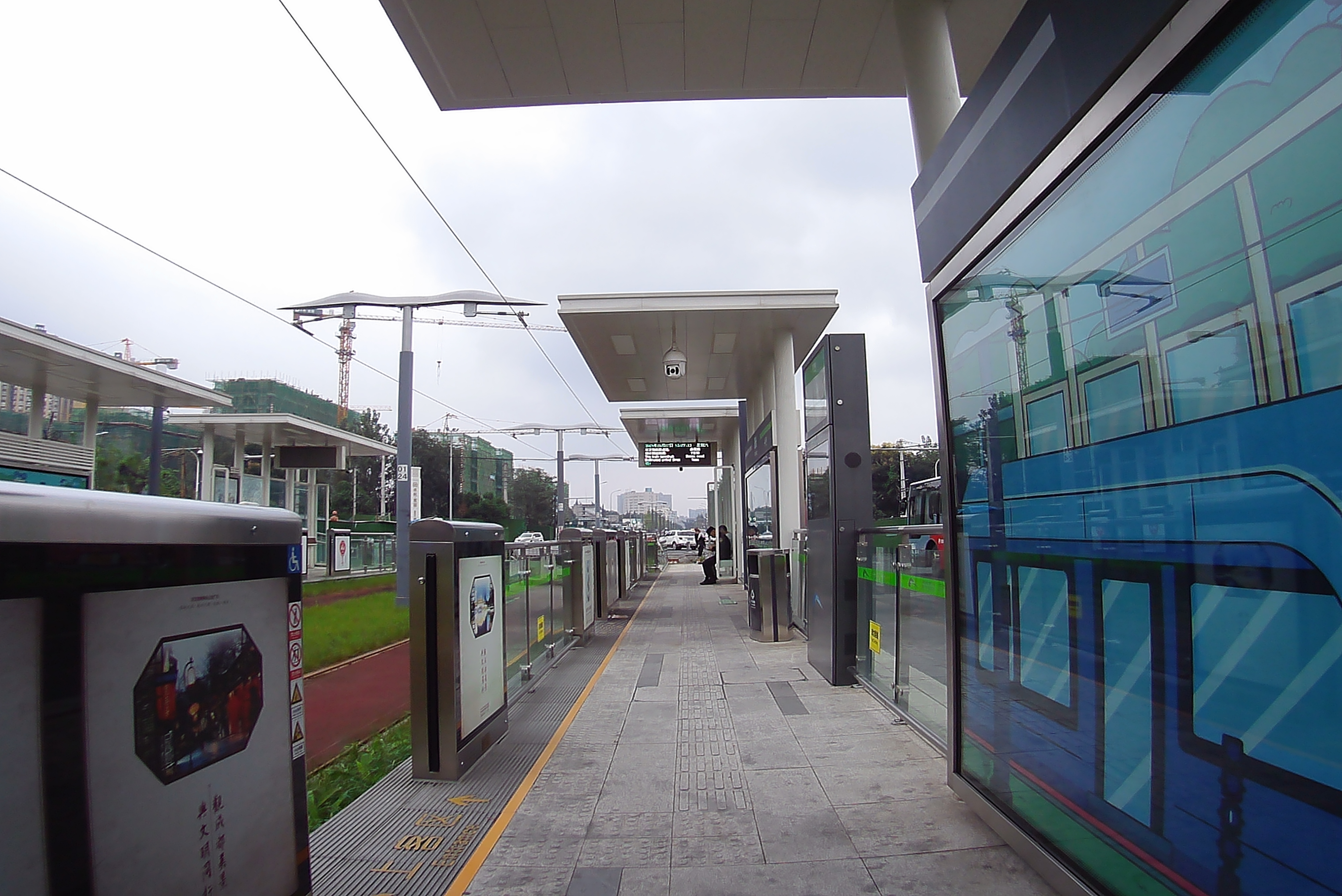 成都有轨电车萌萌“叮叮猫”，预计年底通车，快来体验