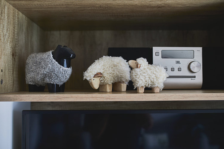 家里垃圾堆多,家里都是垃圾杂物