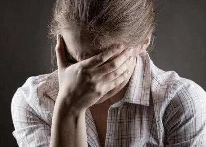 口腔癌化疗后喉咙发炎怎么办,癌症化疗口腔烂了