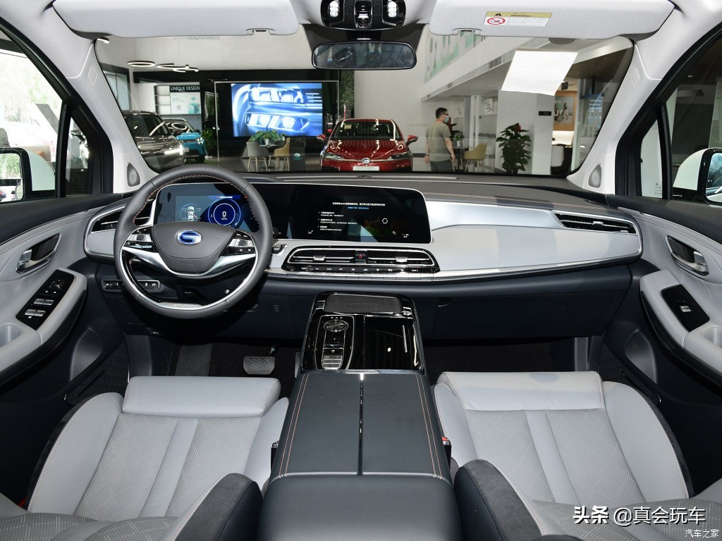 新款蔚来2024款ec6试驾,中型纯电动轿跑suv哪家强