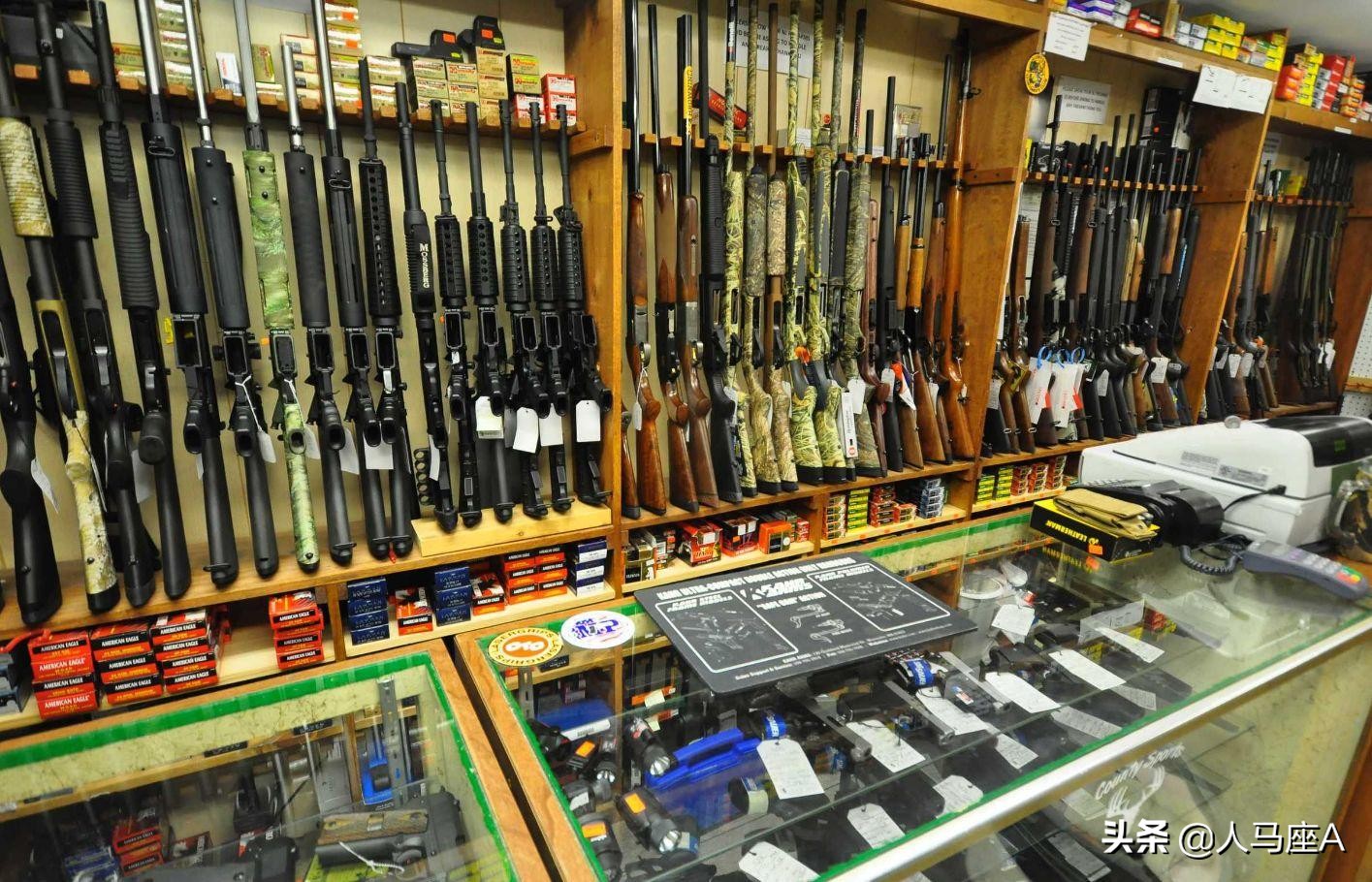 美国儿童与警察对枪,美国警察与嫌犯对射