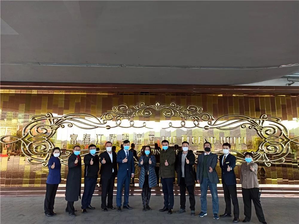 “桐”是一家人，面对疫情，我们“桐”舟共济！逆行者，我们等你凯旋