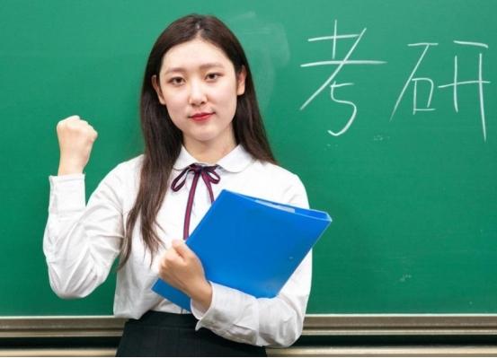 未来十年女生较“吃香”的专业，收入可观前景好，家有女儿可选择