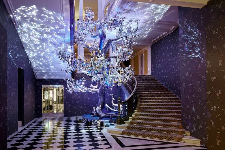 2018春夏系列灵感来源,2017圣诞橱窗设计