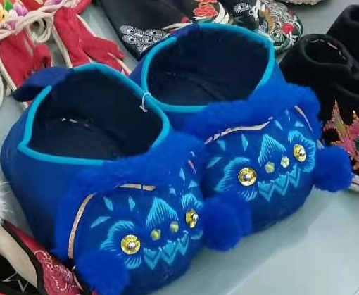 少数民族服装与服饰传承,儿童传统服饰