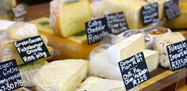 你的芝士什么意思,片状芝士和拉丝芝士有什么区别