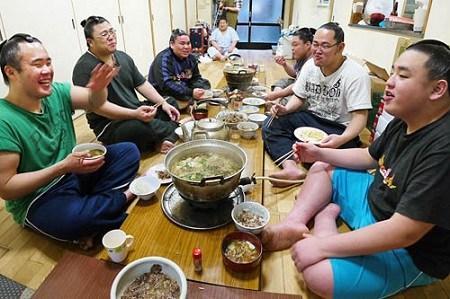 盘点日本相扑手,日本最受美少女喜欢的相扑选手