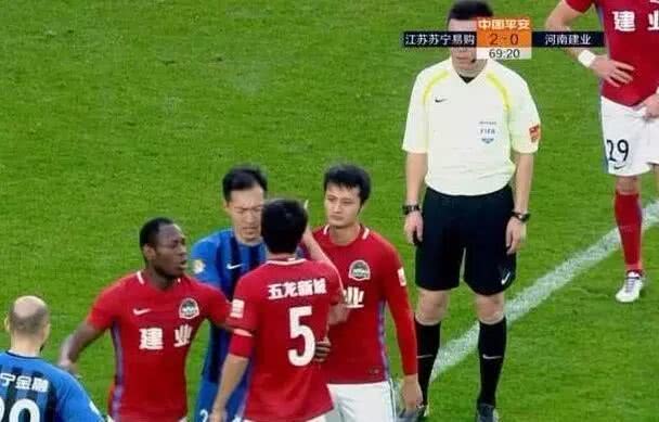 顾操在中超联赛排第几,顾操被禁赛10场是真的吗