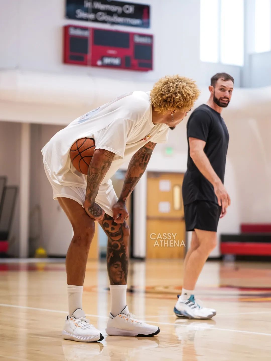 匡威最新篮球鞋曝光！终于启用新配置却是照搬大哥耐克？