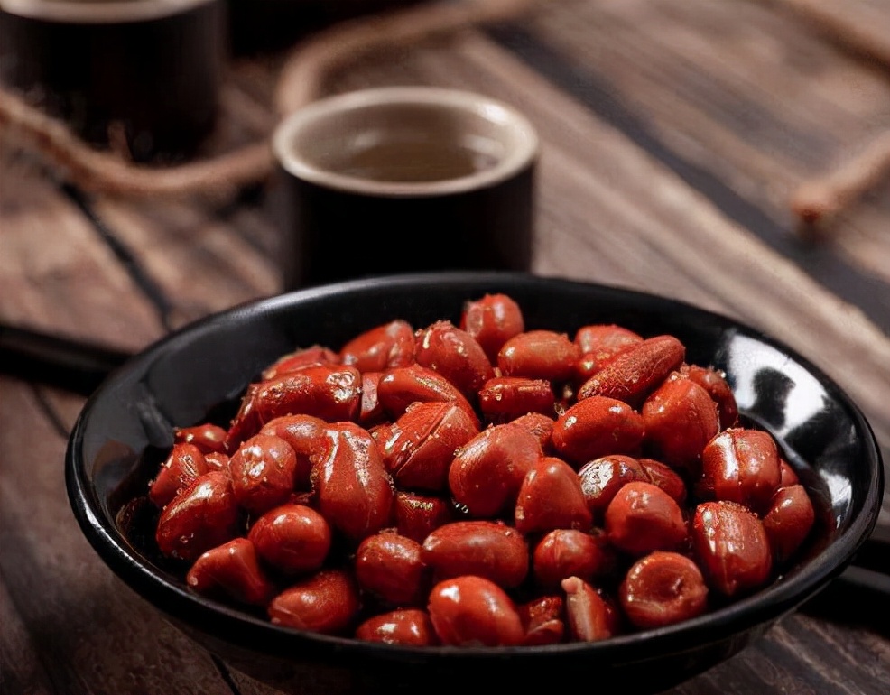 吃多了花生如何解酒,喝酒吃花生米会醉得更快么