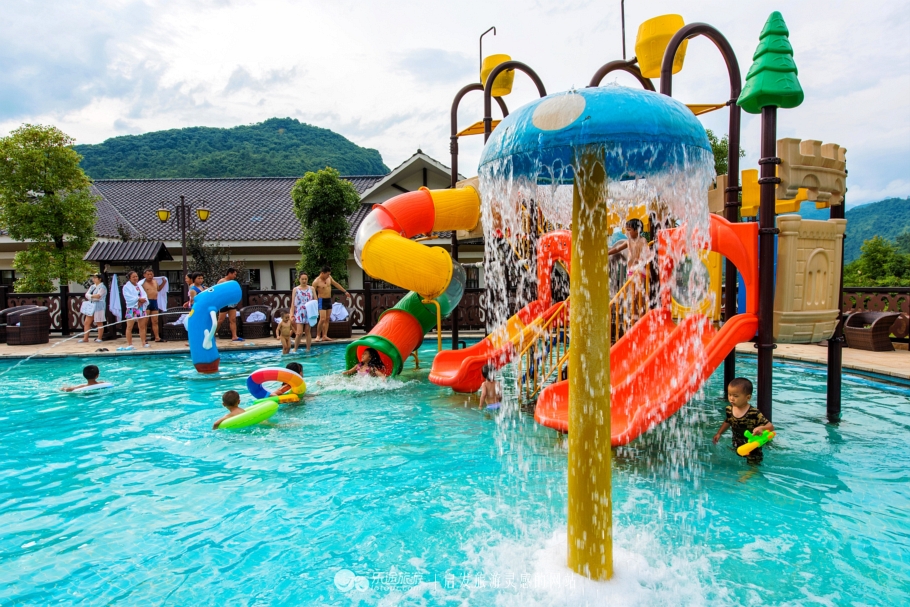 广东省韶关度假温泉,韶关周围哪里有避暑的好地方