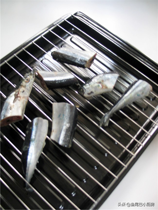 用黄豆酱做的烤鱼味道怎么样,在家做烤鱼原来这么简单麻辣过瘾