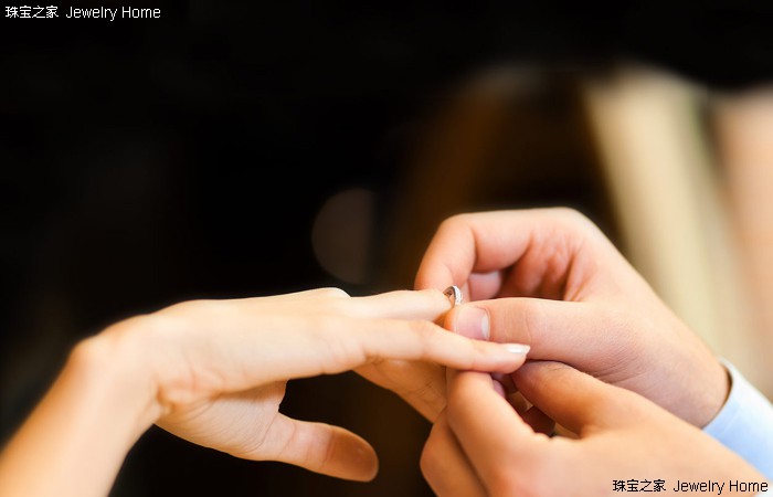 准新娘应该知道的,新娘必备挑选婚戒的知识有哪些
