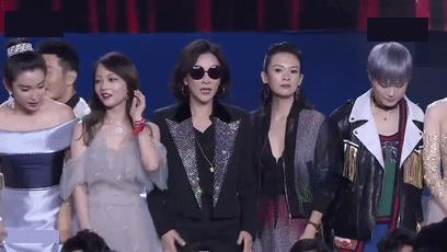 刷分打榜争C位,无下限的娱乐圈,终于要变天了?