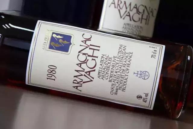 白兰地和威士忌的区别年份,白兰地和威士忌年份