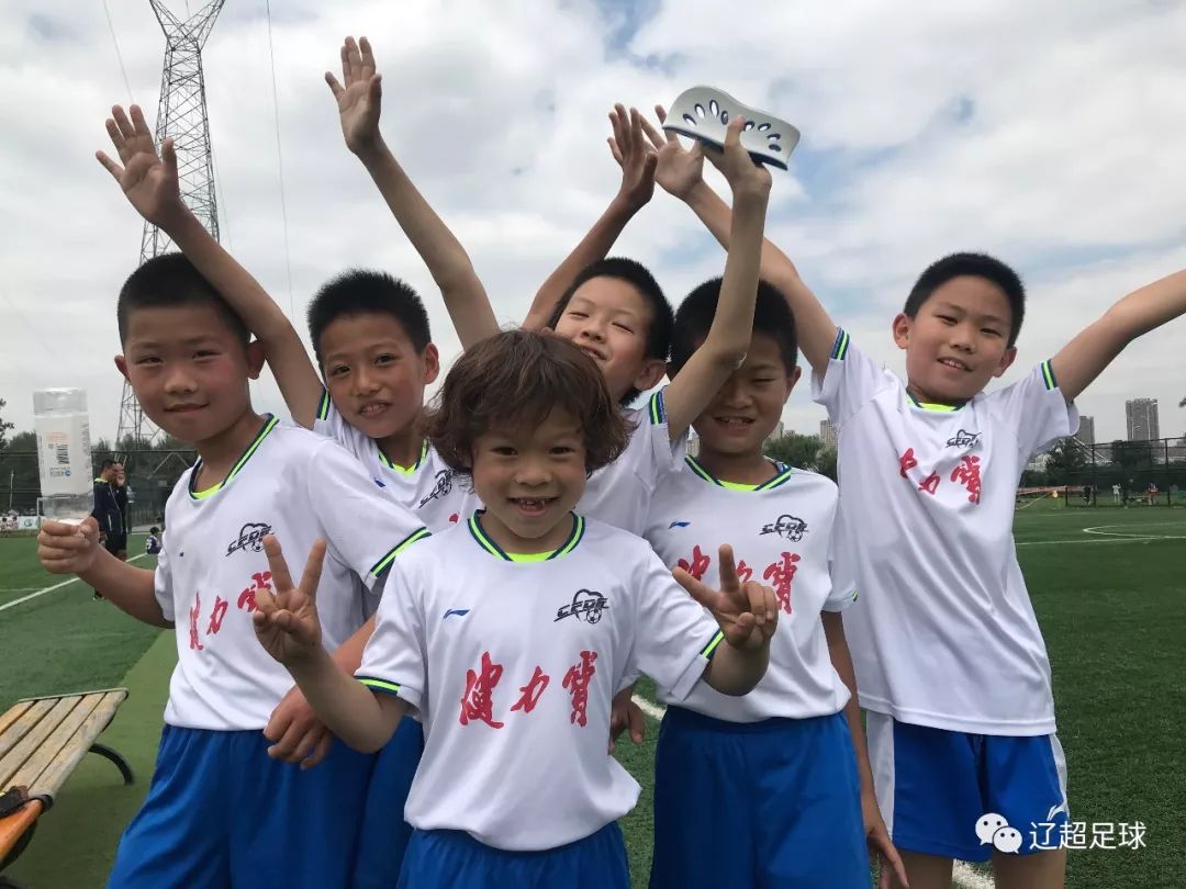 辽宁足球肇俊哲,肇俊哲精彩进球