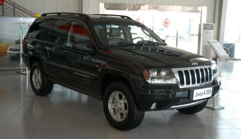 起亚狮跑老款车解释一下,4万多suv二手车