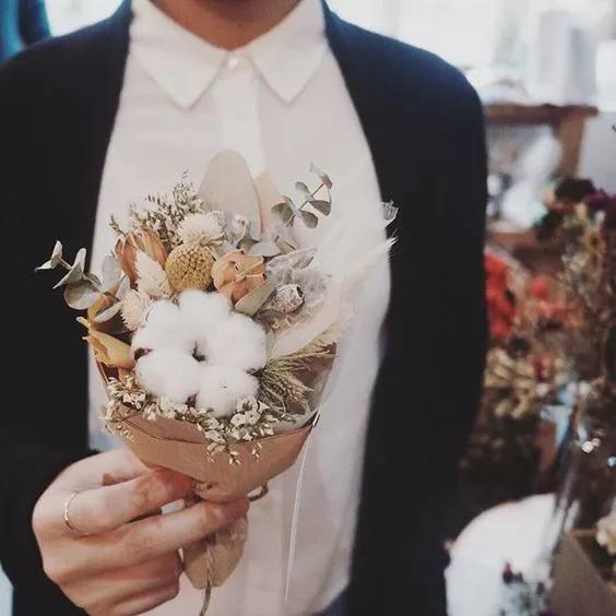 她用这种高颜值的干花装饰家里,隔壁邻居都惊叹不已