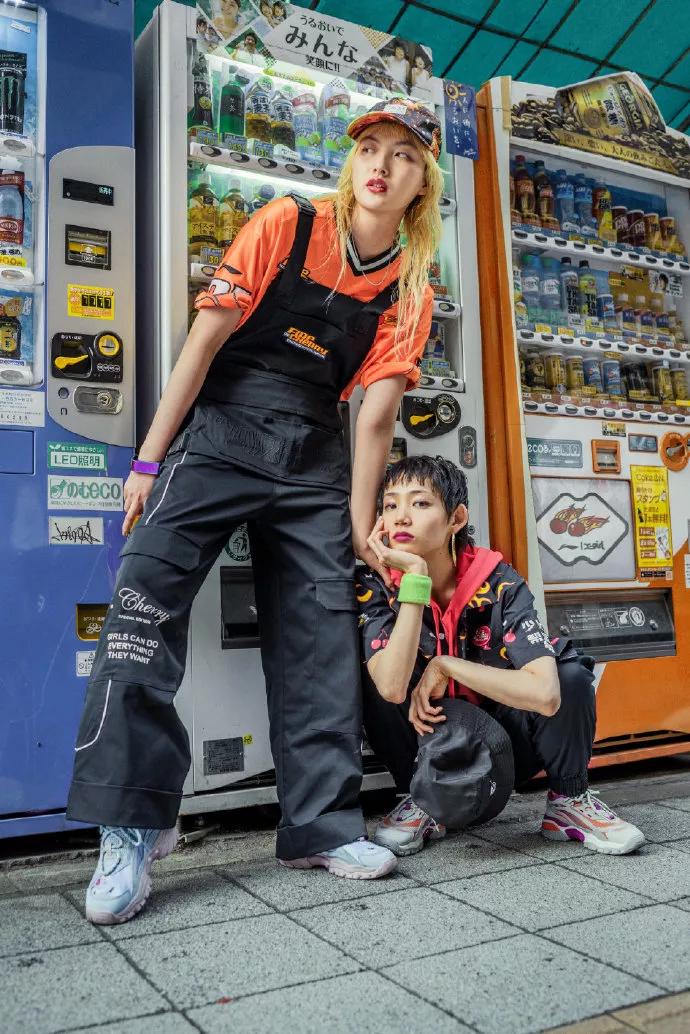 李宁logo换安踏,李宁新logo和旧logo图片