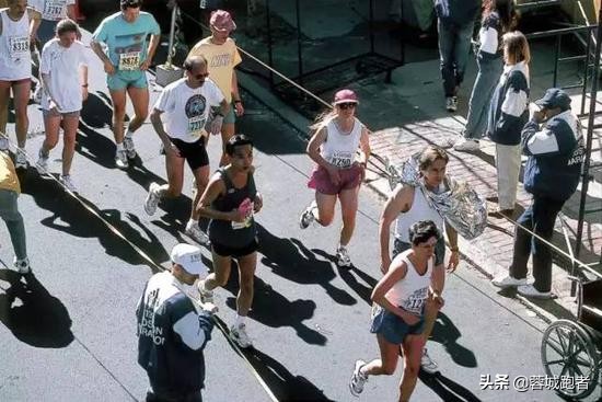 步频180真的是跑步的黄金标准吗,180步频跑步是有氧还是无氧