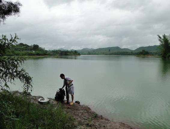 广东钓土鲮鱼用多大的子线和钩子,南宁用什么饵料钓土鲮