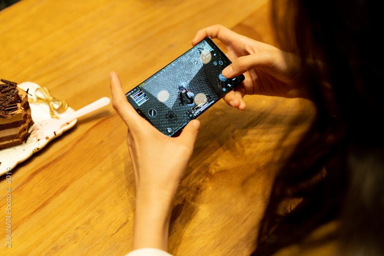 苹果和华为售后服务哪个好,华为跟苹果哪个维修费用高