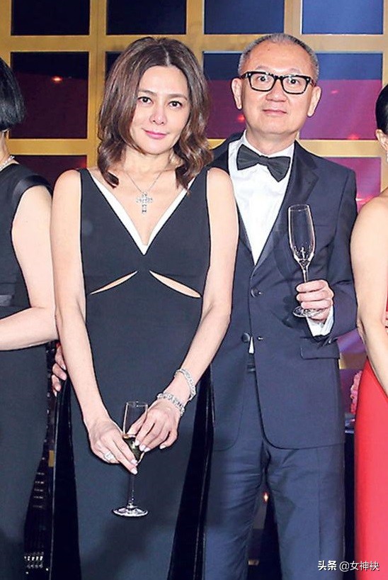 香港女明星关之琳美艳绝伦,香港女星颜值巅峰关之琳