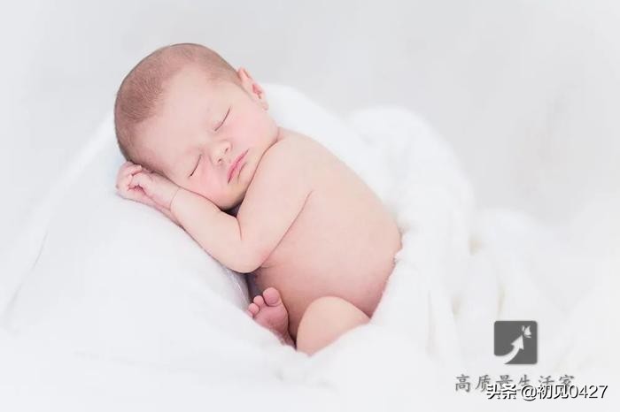 睡前脚上涂牙膏会怎么样,得了脚气用牙膏涂抹可以吗