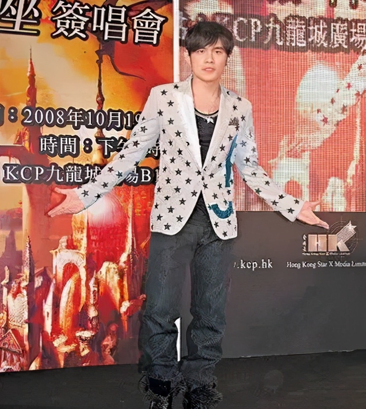 徐子淇嫁的豪门到底有多豪,徐子淇嫁入豪门八年生四子