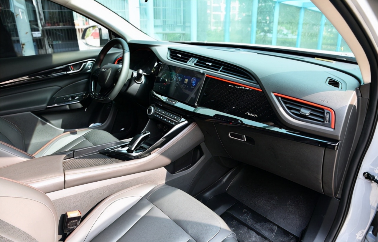 19年东风风神ax71.5t手动油耗,2015款风神ax7如何看平均油耗