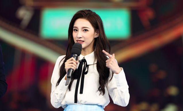 天下最美主持人,曾经主持过天下足球的主持人