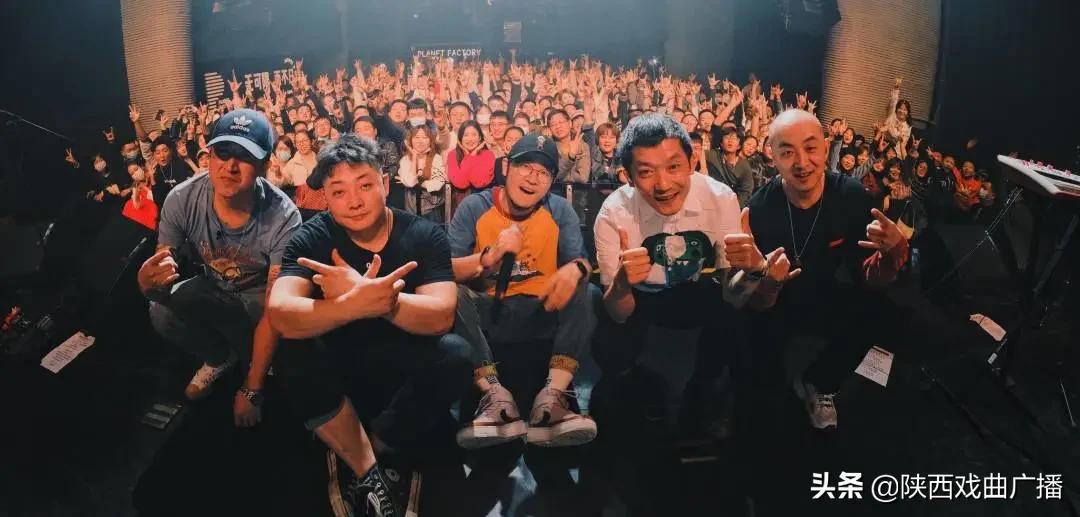 黑撒有没有关于西安方言的歌,陕西方言歌曲黑撒