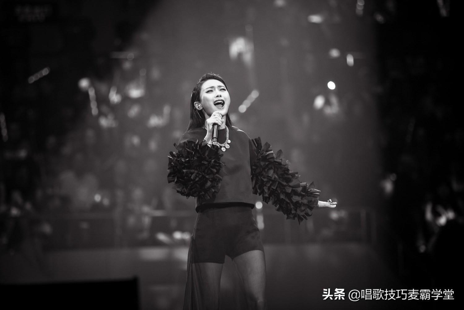 怎么快速改善唱歌漏气,唱歌气息僵硬的解决方法