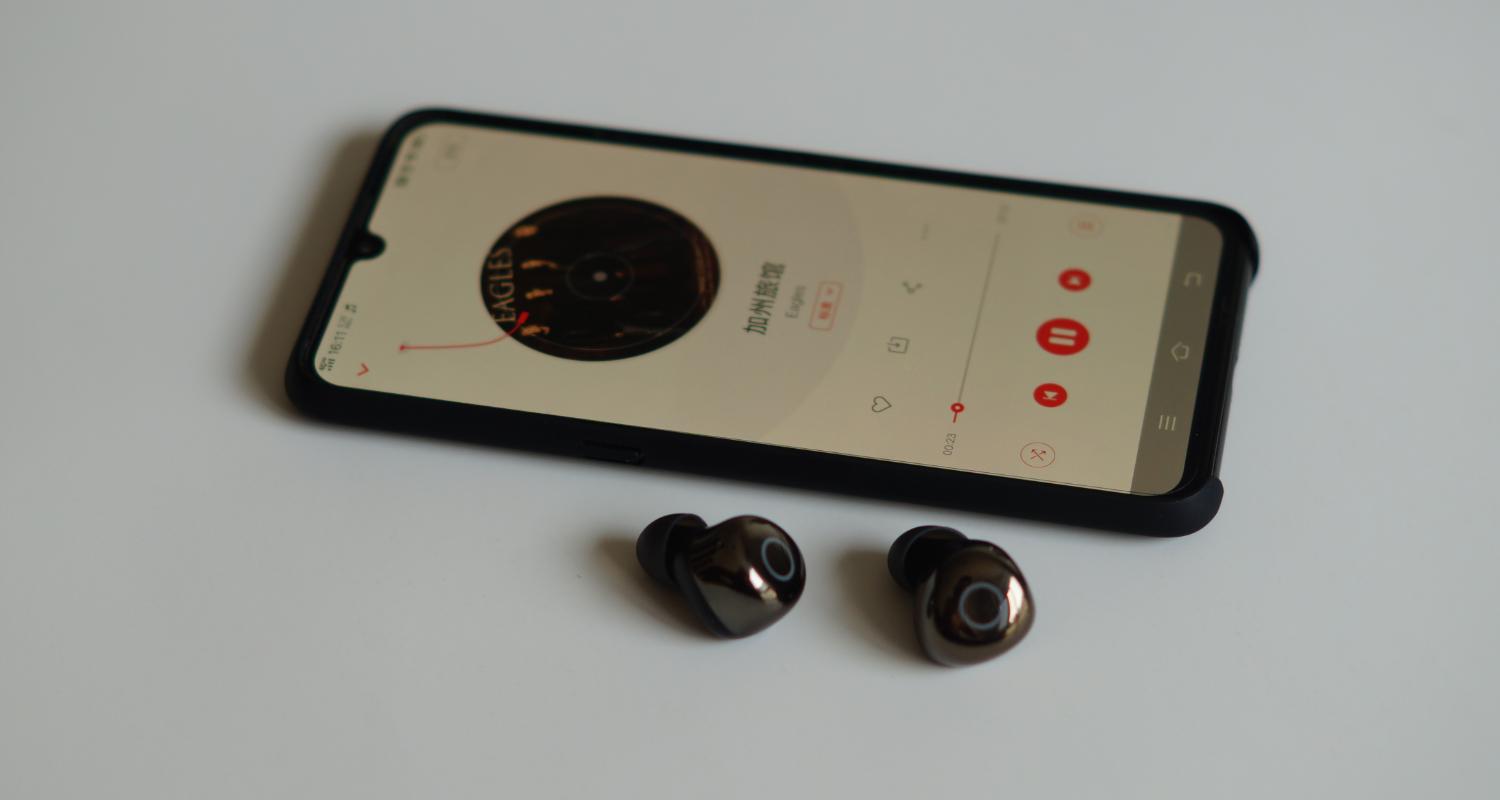 嗨Q*界无**：芒果嗨Q小Q无线蓝牙耳机试用体验