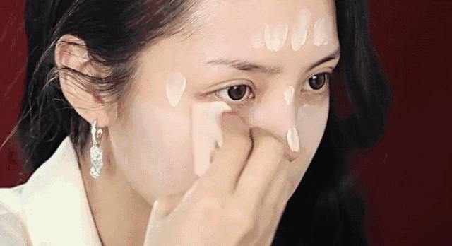 无论什么肤质，涂BB霜时不要犯这三个|错误，不然可能等于白涂