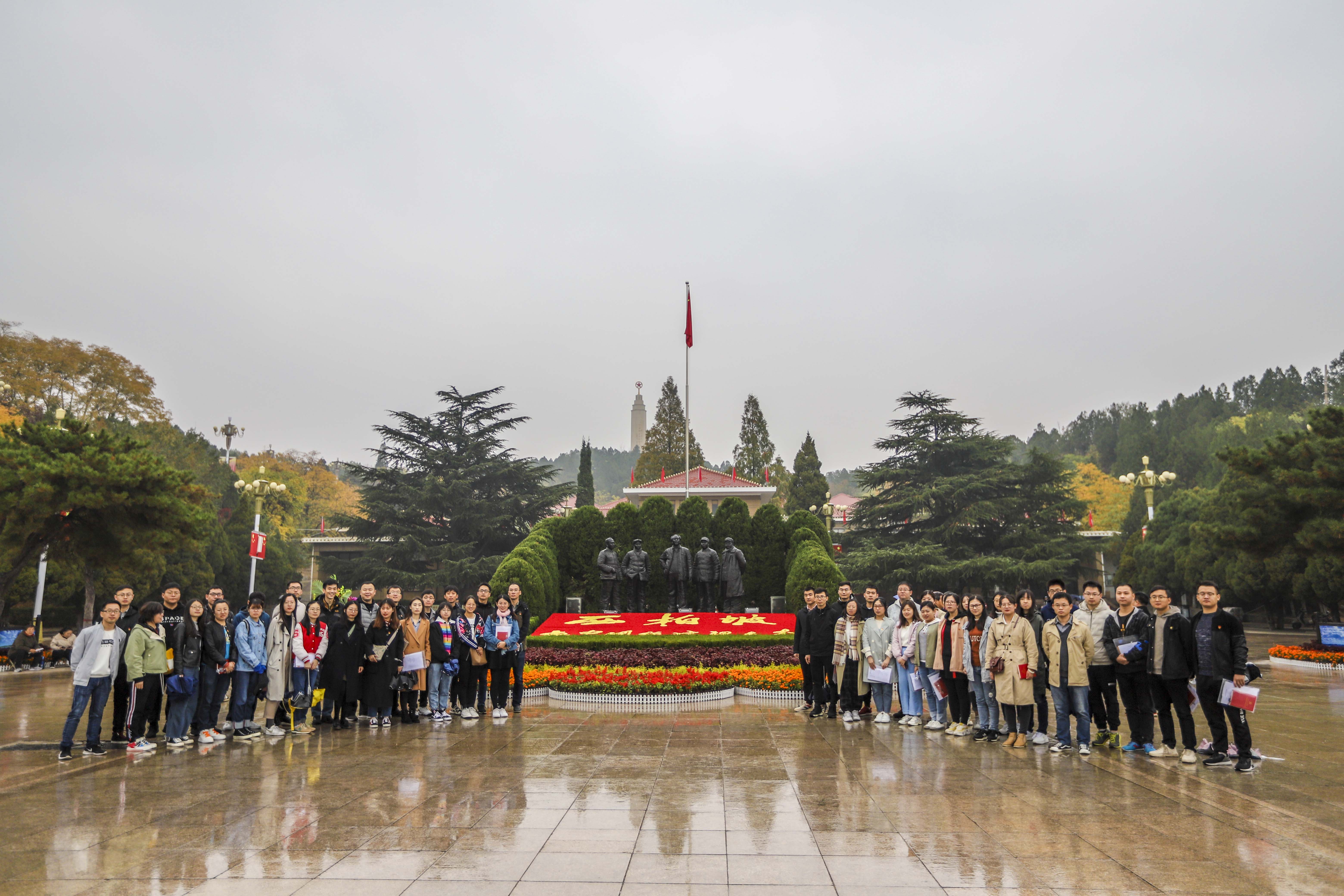 关于平山西柏坡介绍,西柏坡新中国从这里走来纪录片