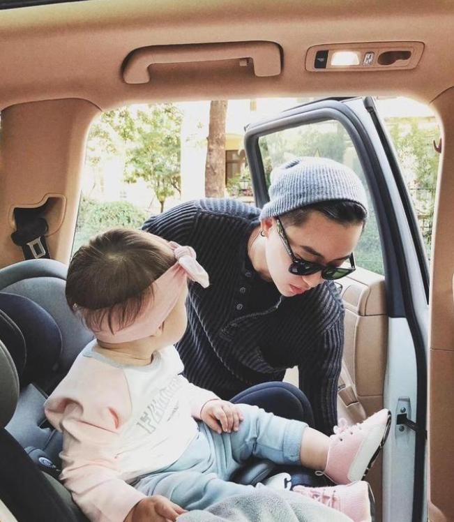 还记得3年前“买精生子”的女CEO吗？3年后又去国外“拼二胎”了